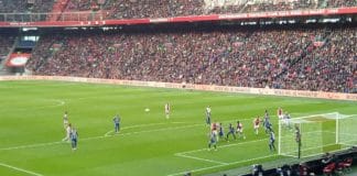 Ajax boekt grote overwinning tegen Heerenveen