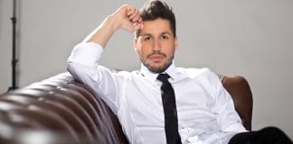 Jody Bernal on tour: Sjiek de Friemel Carnavals Tour