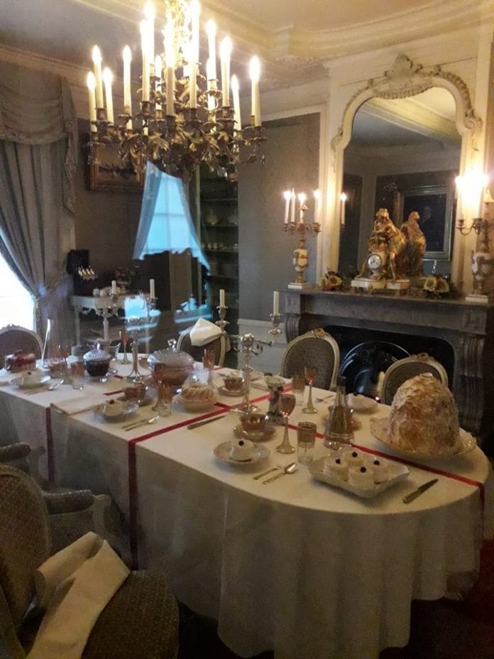 Museum Willet-Holthuysen omgetoverd in kerstsferen van weleer