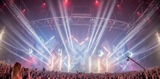Afrojack, Armin van Buuren, David Guetta, Nicky Romero en Tiësto op fysieke editie AMF 2021