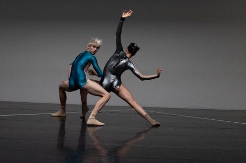 Narcissus & Echo - a VR dance experience
