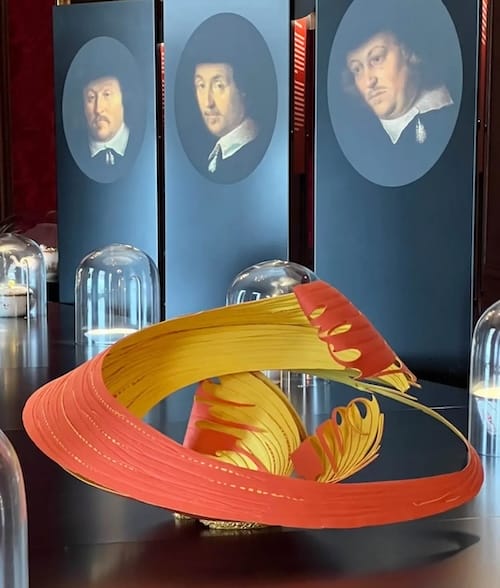 Presentatie ‘80 jaar vrijheid’ en tentoonstelling ‘Porselein!’ geopend bij Museum Weesp