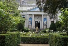 Verborgen stadstuinen en groene hofjes in Amsterdam